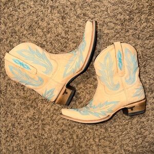 LANE Lexington Booties